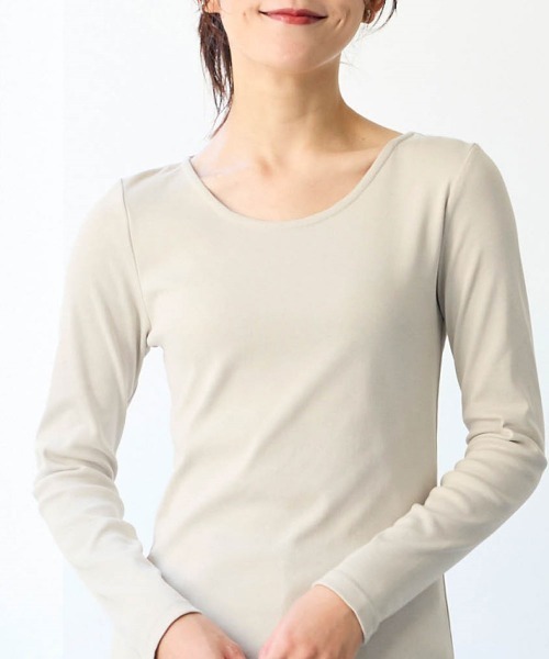 SMILE LAND（スマイルランド）の「＜大きいサイズ＞UVカット綿１００％フライス素材クルーネックＴシャツ（Tシャツ/カットソー・レディース・ネイビー/グレイッシュベージュ/ブラック/オフホワイト/ライム/チャコールグレー/ブラウン・4L/3L/L/5L/LL）」の5枚目の写真