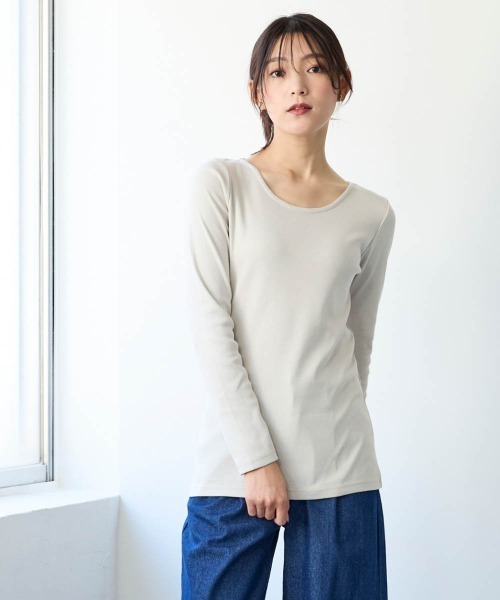 SMILE LAND（スマイルランド）の「＜大きいサイズ＞UVカット綿１００％フライス素材クルーネックＴシャツ（Tシャツ/カットソー・レディース・ネイビー/グレイッシュベージュ/ブラック/オフホワイト/ライム/チャコールグレー/ブラウン・4L/3L/L/5L/LL）」の20枚目の写真