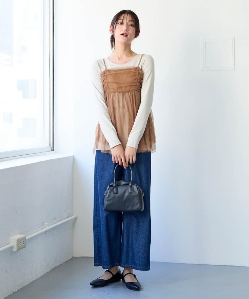 SMILE LAND（スマイルランド）の「＜大きいサイズ＞UVカット綿１００％フライス素材クルーネックＴシャツ（Tシャツ/カットソー・レディース・ネイビー/グレイッシュベージュ/ブラック/オフホワイト/ライム/チャコールグレー/ブラウン・4L/3L/L/5L/LL）」の11枚目の写真