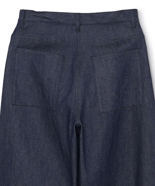 MACKINTOSH PHILOSOPHY(マッキントッシュ フィロソフィー)の「GREY LABEL カーヴィーデニム(デニムパンツ・レディース・ホワイト/ダークネイビー・1/2)」の5枚目の写真