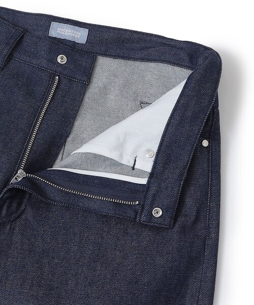 MACKINTOSH PHILOSOPHY(マッキントッシュ フィロソフィー)の「GREY LABEL カーヴィーデニム(デニムパンツ・レディース・ホワイト/ダークネイビー・1/2)」の8枚目の写真