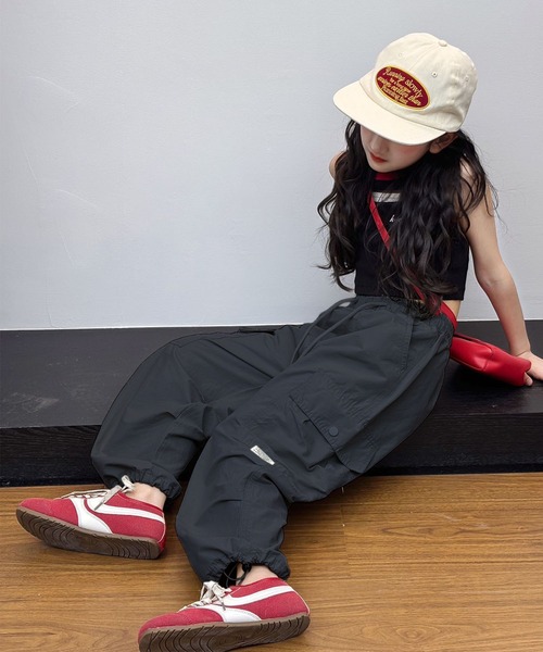 aimoha（アイモハ）の「【aimoha KIDS】ドロストカーゴパンツ（カーゴパンツ・キッズ・ベージュ/グリーン/ライトグレー/ブラック/ピンク・130/120/110/150/140）」の10枚目の写真