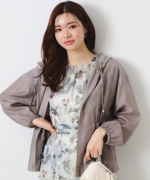 couture brooch（クチュールブローチ）の「【オシャレな透け感・ペプラム】愛されシアーマンパ（ブルゾン・レディース・ブラウン系その他/アイボリー/サンドベージュ・42/38/40/36）」の4枚目の写真