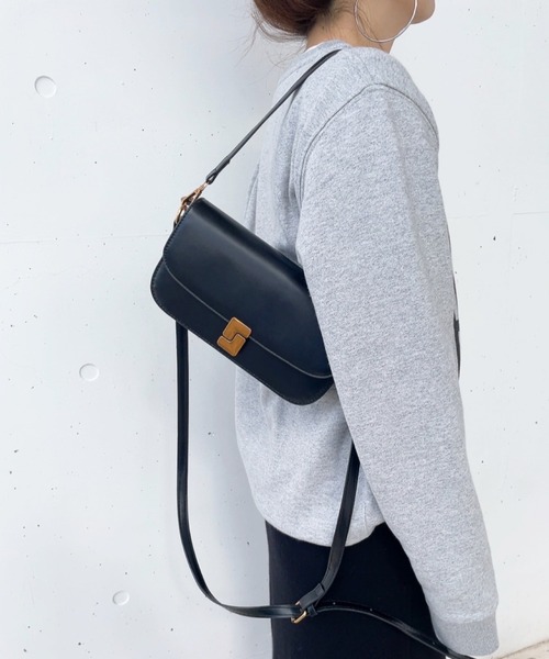 ISOOK（アイスー）の「2wayショルダーバッグ(comochi select)/ハンドバッグ 斜め掛け マグネットボタン フェイクレザー 合皮 黒 茶色 ブラック ブラウン（ハンドバッグ・レディース・ブラウン/ブラック・FREE）」の17枚目の写真