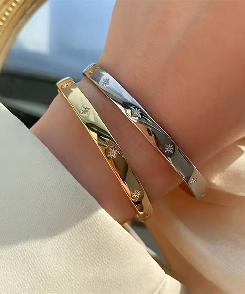 ammy.（エイミードット）の「【 ammy. / エイミードット 】 ジルコニア カフ バングル（バングル/リストバンド・レディース・シルバー/ゴールド・FREE）」の8枚目の写真