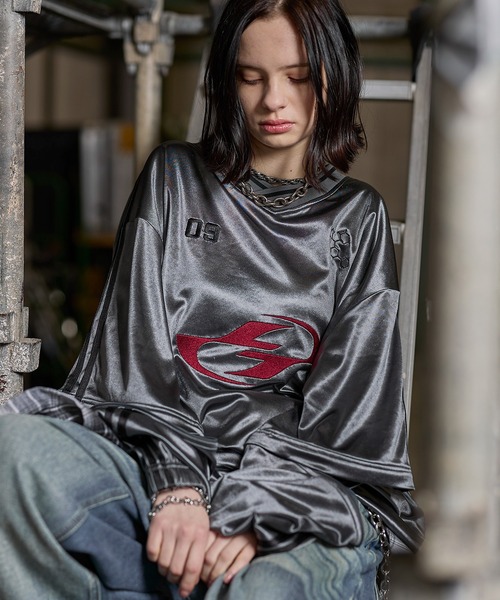 ERAR（エラー）の「【ERAR】ジップアーム3wayプルオーバーハイギミックゲームシャツ/ロングTシャツ（Tシャツ/カットソー・メンズ・グレー系/ブラック系/ブラック/ワイン/ホワイト/チャコール/グレー系1・S/M/L/XL）」の22枚目の写真