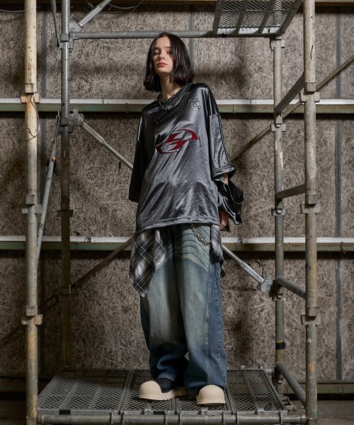 ERAR（エラー）の「【ERAR】ジップアーム3wayプルオーバーハイギミックゲームシャツ/ロングTシャツ（Tシャツ/カットソー・メンズ・グレー系/ブラック系/ブラック/ワイン/ホワイト/チャコール/グレー系1・S/M/L/XL）」の13枚目の写真