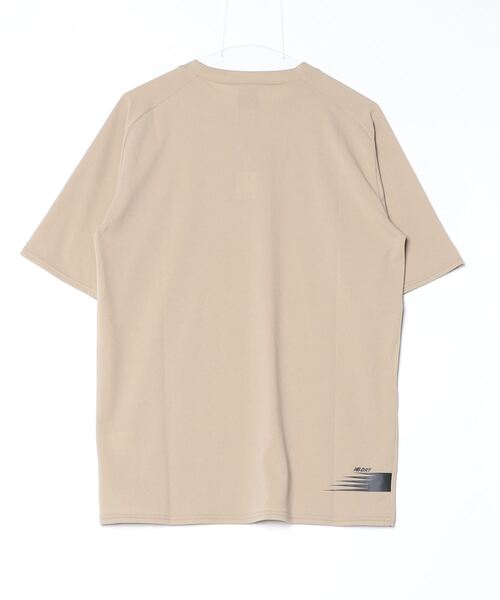 NEW BALANCE(ニューバランス)の「Black Out メッシュニットショートスリーブTシャツ(Tシャツ/カットソー・メンズ・ベージュ・LARGE/MEDIUM/SMALL)」の8枚目の写真