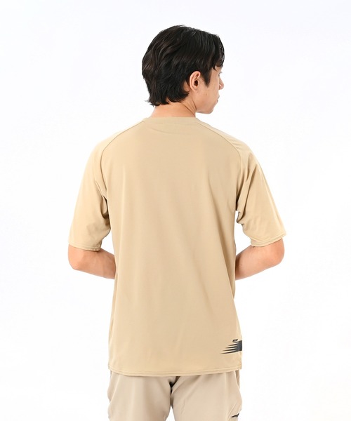 NEW BALANCE(ニューバランス)の「Black Out メッシュニットショートスリーブTシャツ(Tシャツ/カットソー・メンズ・ベージュ・LARGE/MEDIUM/SMALL)」の3枚目の写真
