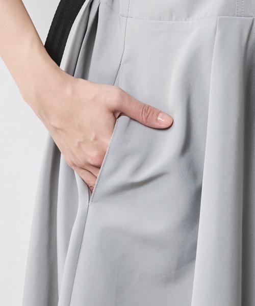 CHIC STYLE（シックスタイル）の「キャミソールマキシワンピース＜大きいサイズ有＞シックスタイル（ワンピース・レディース・ブラック/グレー・M/L/LL/3L/4L/5L）」の16枚目の写真