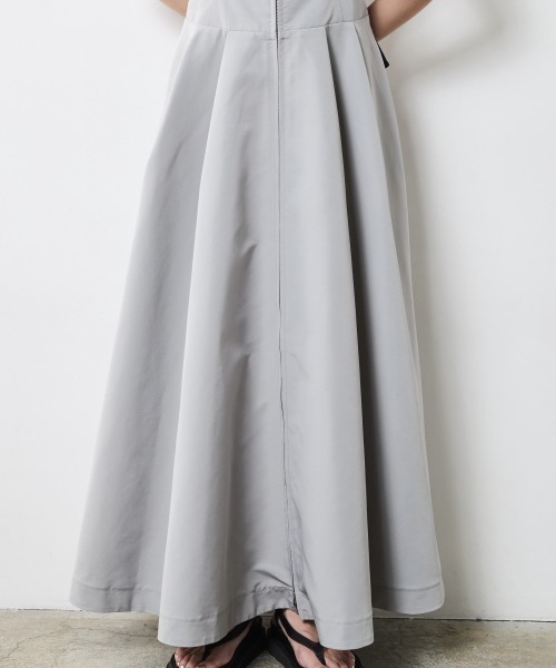 CHIC STYLE（シックスタイル）の「キャミソールマキシワンピース＜大きいサイズ有＞シックスタイル（ワンピース・レディース・ブラック/グレー・M/L/LL/3L/4L/5L）」の20枚目の写真
