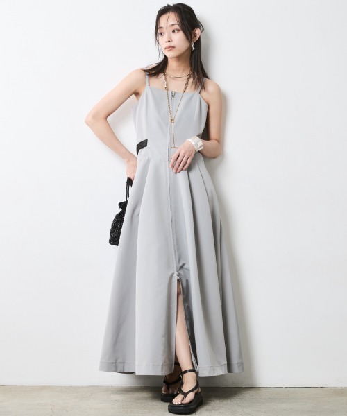 CHIC STYLE（シックスタイル）の「キャミソールマキシワンピース＜大きいサイズ有＞シックスタイル（ワンピース・レディース・ブラック/グレー・M/L/LL/3L/4L/5L）」の5枚目の写真