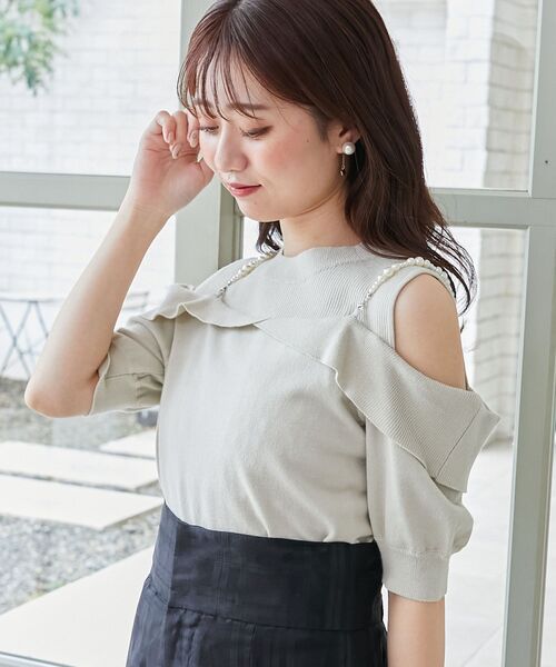 MAJESTIC LEGON（マジェスティックレゴン）の「パールチェーン半袖肩開きニット（ニット/セーター・レディース・ミント/ブラック/アイボリー・MEDIUM）」の21枚目の写真