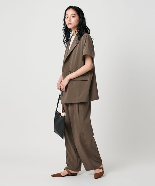 BEAUTY&YOUTH UNITED ARROWS（ビューティーアンドユースユナイテッドアローズ）の「【WEB限定 Wardrobe DAILY MINIMAL】ハーフスリーブ ドルマンジャケット -ウォッシャブル-（テーラードジャケット・レディース・ベージュ/ブラック/モカ・XS/S/M）」の12枚目の写真