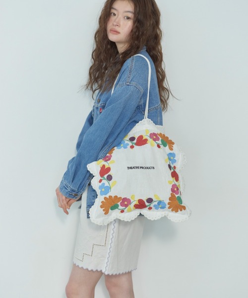 THEATRE PRODUCTS（シアタープロダクツ）の「レースエンブロイダリートートバッグ（トートバッグ・レディース・ブラック/ホワイト・FREE）」の4枚目の写真