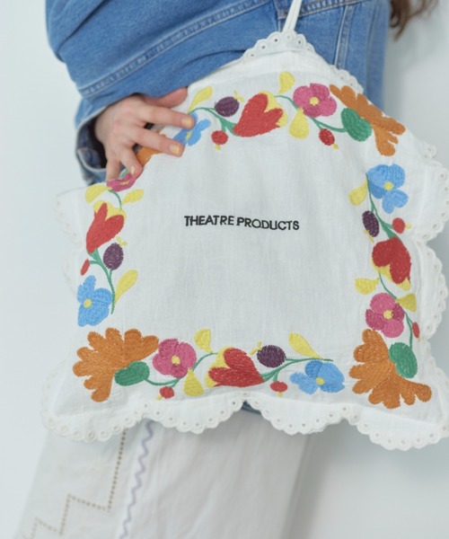 THEATRE PRODUCTS（シアタープロダクツ）の「レースエンブロイダリートートバッグ（トートバッグ・レディース・ブラック/ホワイト・FREE）」の5枚目の写真