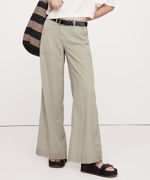 Banana Republic（バナナリパブリック）の「Soma ミッドライズ ワイドレッグ パンツ（その他パンツ・レディース・ナチュラル/ネイビー/ブラウン/グリーン・M/XS/L/S）」の3枚目の写真