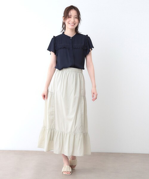 LAURA ASHLEY(ローラアシュレイ)の「【ミニフリル/比翼前立】 デザインブラウス(シャツ/ブラウス・レディース・オフホワイト/ネイビー・40/38)」の9枚目の写真