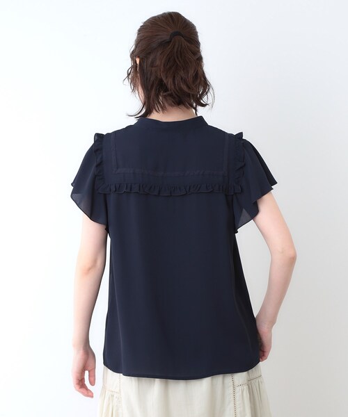 LAURA ASHLEY(ローラアシュレイ)の「【ミニフリル/比翼前立】 デザインブラウス(シャツ/ブラウス・レディース・オフホワイト/ネイビー・40/38)」の13枚目の写真