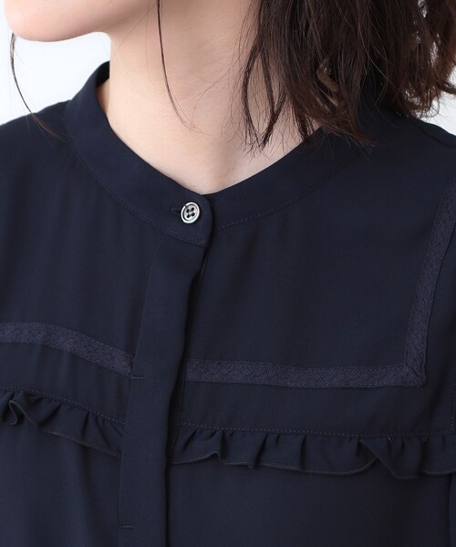 LAURA ASHLEY(ローラアシュレイ)の「【ミニフリル/比翼前立】 デザインブラウス(シャツ/ブラウス・レディース・オフホワイト/ネイビー・40/38)」の14枚目の写真