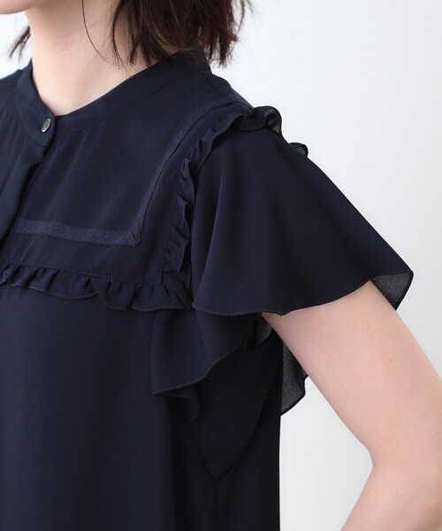 LAURA ASHLEY(ローラアシュレイ)の「【ミニフリル/比翼前立】 デザインブラウス(シャツ/ブラウス・レディース・オフホワイト/ネイビー・40/38)」の16枚目の写真