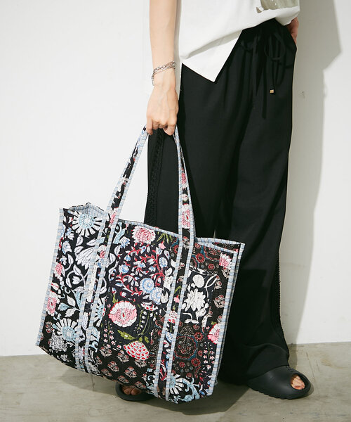 Remind me and forever（リマインドミーアンドフォーエバー）の「【新色登場！】【India series】パッチワークトートバッグ（ショルダーバッグ・レディース・マルチ/ブルー/ベージュ/ブラック・FREE）」の11枚目の写真