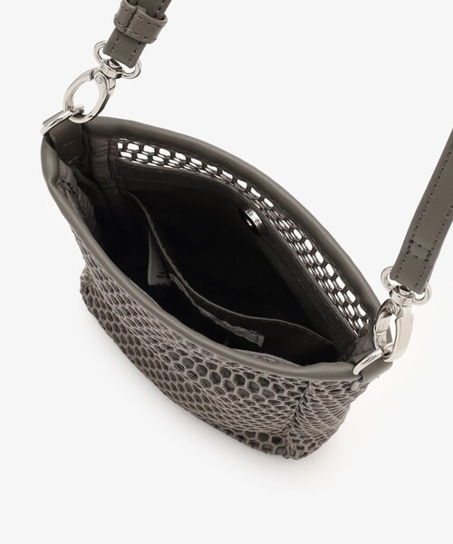 Afternoon Tea（アフタヌーンティー）の「メッシュミニショルダーバッグ（ショルダーバッグ・レディース・ブラック/グレー/オフホワイト・ONE SIZE）」の11枚目の写真