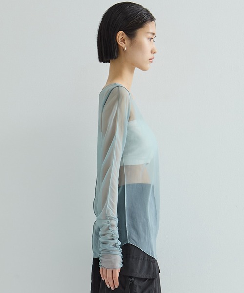 STUDIOUS（ステュディオス）の「【STUDIOUS/ステュディオス】Gathered Sleeve Sheer Top/ギャザースリーブシアートップス（Tシャツ/カットソー・レディース・アイボリー/ライトブルーグレー/ブラック・FREE）」の7枚目の写真