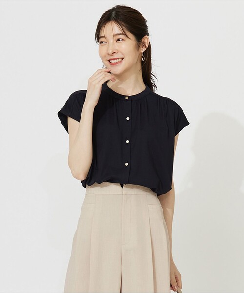 ANY SIS（エニィスィス）の「ハイストレッチスムース2WAY ブラウス（シャツ/ブラウス・レディース・ワイン系/アイボリー系/ダークグリーン系/ダークブラウン系/イエロー系/ネイビー系・2）」の5枚目の写真