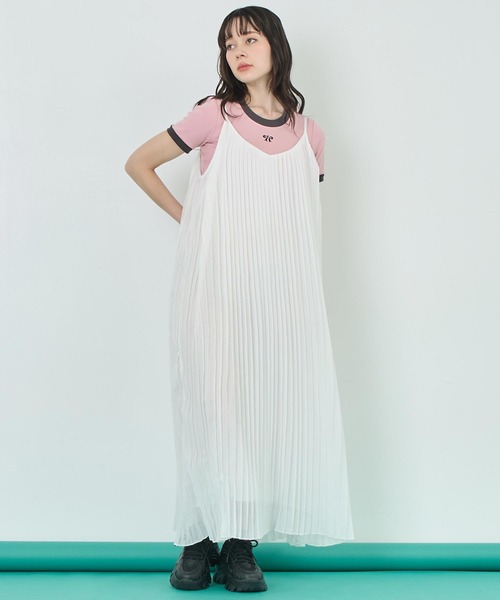 ANAP(アナップ)の「配色 リボン 刺繍 コンパクト リンガー Tシャツ(Tシャツ/カットソー・レディース・ホワイト/ピンク/ブラック・FREE)」の6枚目の写真