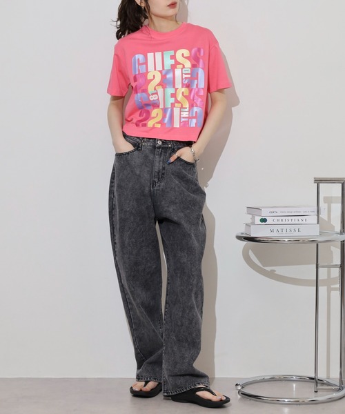 Guess(ゲス)の「GUESS EDWINA CROP TEE Tシャツ(Tシャツ/カットソー・レディース・ピンク/ライトグリーン/オレンジ・S/M)」の18枚目の写真