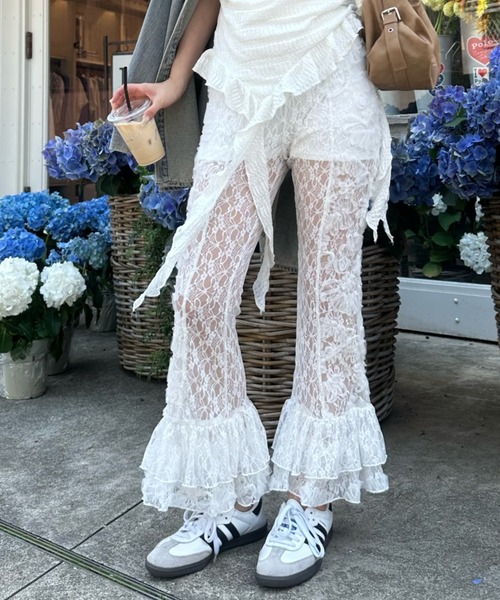 RAY CASSIN（レイカズン）の「【セットアップ対応】レースフレアパンツ（その他パンツ・レディース・ベージュ/アイボリー/ブラック・FREE）」の2枚目の写真
