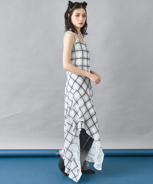 ANAP(アナップ)の「チェック柄 アシメ フレア キャミワンピース(ワンピース・レディース・ベージュ/ネイビー/ホワイト・FREE)」の19枚目の写真