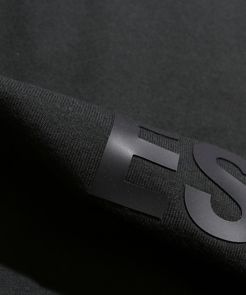 FOG ESSENTIALS(エフオージーエッセンシャルズ)の「FOG ESSENTIALS/エッセンシャルズ FOG FRONT LOGO LS TEE ロンT(Tシャツ/カットソー・メンズ・クリーム/ブラック/ブラウン/ダークネイビー・XL/M/L)」の13枚目の写真