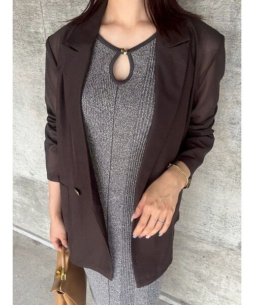 LAGUNAMOON（ラグナムーン）の「メタルボタンデザインニットワンピース（ワンピース・レディース・ベージュ/チャコールグレー/ピンク・MEDIUM/SMALL）」の12枚目の写真