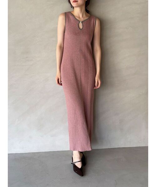 LAGUNAMOON（ラグナムーン）の「メタルボタンデザインニットワンピース（ワンピース・レディース・ベージュ/チャコールグレー/ピンク・MEDIUM/SMALL）」の22枚目の写真