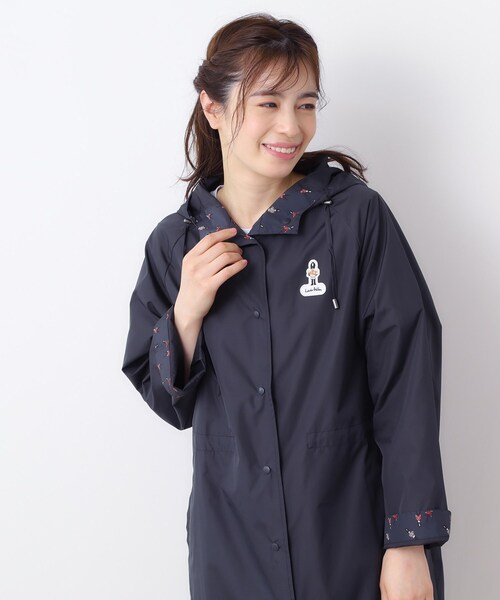 LAURA ASHLEY(ローラアシュレイ)の「【撥水・防水加工/脇下通気口/収納袋付き】ヴィンテージソルジャー柄 レインコート(その他アウター・レディース・ベージュ系その他3/アイボリー系/ブルー系その他2・00)」の18枚目の写真