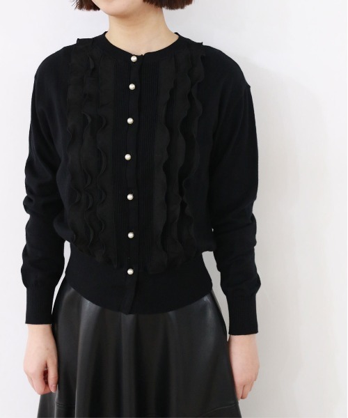 Marilyn Moon(マリリンムーン)の「frill & ripple cardigan(カーディガン/ボレロ・レディース・アイボリー/ブラック/レッド/ピンク/ネイビー・FREE)」の3枚目の写真