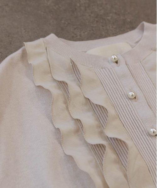 Marilyn Moon(マリリンムーン)の「frill & ripple cardigan(カーディガン/ボレロ・レディース・アイボリー/ブラック/レッド/ピンク/ネイビー・FREE)」の18枚目の写真