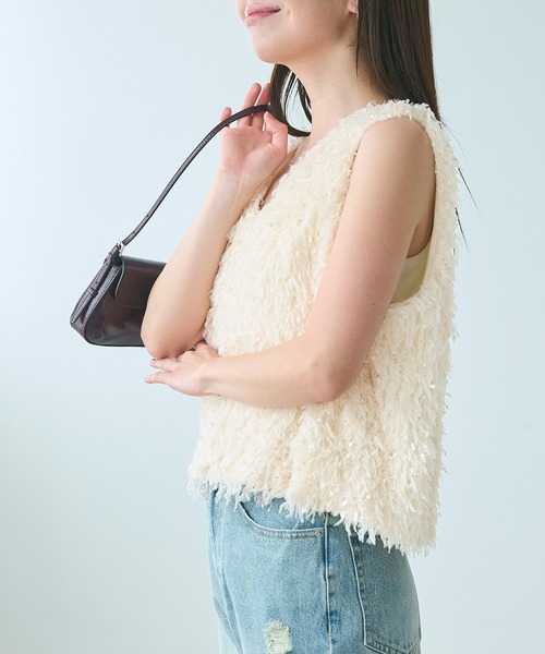 coca(coca)(コカ)の「シャギーベスト(ベスト・レディース・アイボリー/チャコール・L/M)」の5枚目の写真