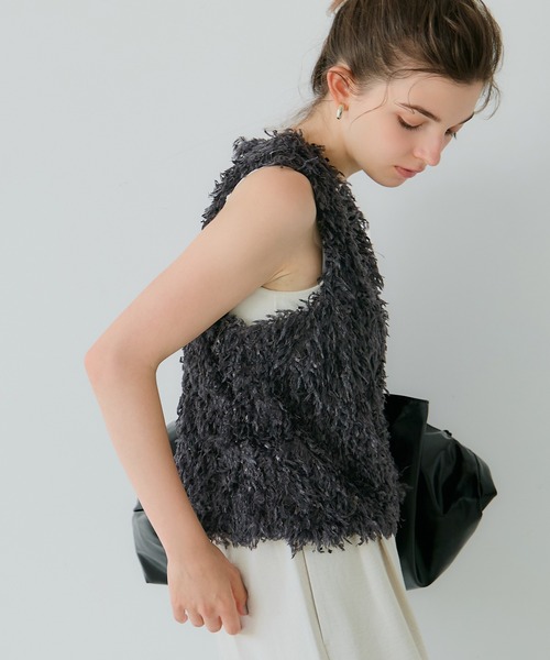 coca(coca)(コカ)の「シャギーベスト(ベスト・レディース・アイボリー/チャコール・L/M)」の11枚目の写真