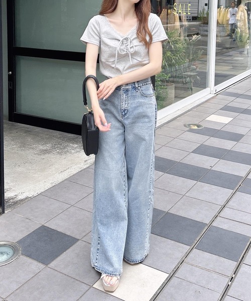 INGNI(イング)の「レース付フロントギャザーリボンリブトップス(Tシャツ/カットソー・レディース・オフホワイト/グレー/ホワイト×ブラック/ブラック・M)」の22枚目の写真