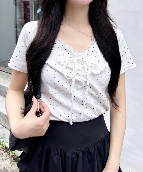 INGNI(イング)の「レース付フロントギャザーリボンリブトップス(Tシャツ/カットソー・レディース・オフホワイト/グレー/ホワイト×ブラック/ブラック・M)」の13枚目の写真