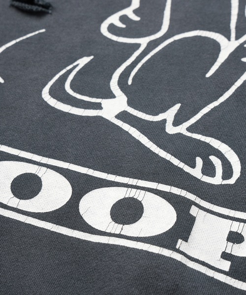 DISCOVERED（ディスカバード）の「PEANUTSxDISCOVERED DAMAGE PIGMENT DYED SWEAT（スウェット・メンズ・ブラック系2/ブラック系1/ブラック系3・2/3）」の18枚目の写真