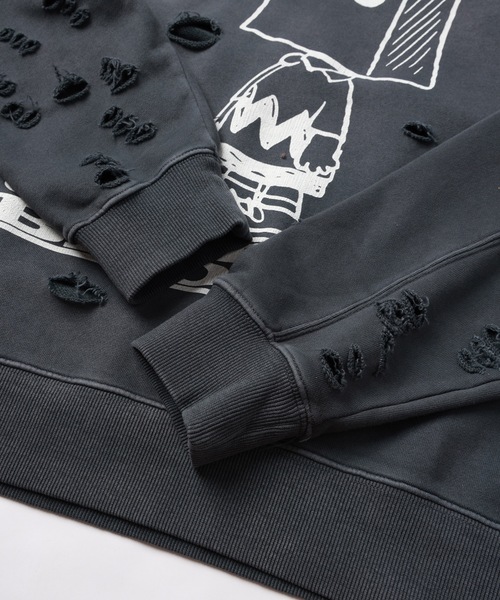 DISCOVERED（ディスカバード）の「PEANUTSxDISCOVERED DAMAGE PIGMENT DYED SWEAT（スウェット・メンズ・ブラック系2/ブラック系1/ブラック系3・2/3）」の22枚目の写真