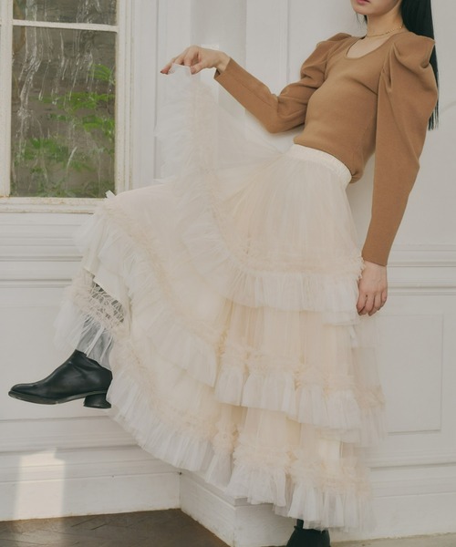 Olu.（オルドット）の「ボリュームティアードスカート（スカート・レディース・アイボリー/ブラック/ブラウン・FREE）」の6枚目の写真