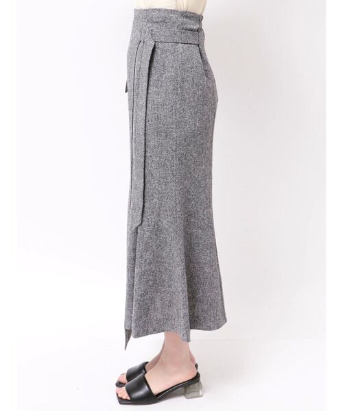 LAGUNAMOON（ラグナムーン）の「ツイードウエストアシメナローフレアスカート（スカート・レディース・ブラウン/ブラック/アイボリー・MEDIUM/SMALL）」の12枚目の写真