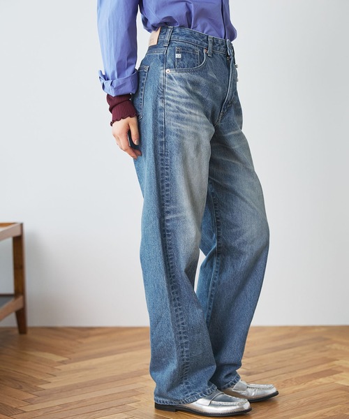 SOMETHING(サムシング)の「SOMETHING ELSA ヴィンテージルーズストレートパールデニムパンツ(デニムパンツ・レディース・ライトインディゴブルー・SMALL/X-SMALL)」の9枚目の写真