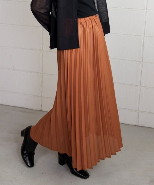 Bou Jeloud(ブージュルード)の「レザーライクチンツ加工スカート(スカート・レディース・テラコッタ/ブラック・38)」の18枚目の写真