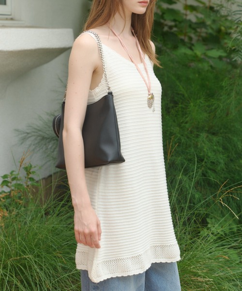 GIUNON(ジウノン)の「scallop knit dress / スカラップニットドレス(ワンピース・レディース・アイボリー/ブラック・FREE)」の4枚目の写真